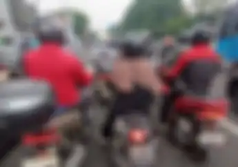 Pakar Safety Riding Bagikan Tips Berkendara Saat Terjebak Kemacetan di Jalan