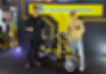 Sekali Ngecas 185 Km, Motor Listrik United C2000 Kolaborasi dengan Jasa Perawatan Sepatu Premium