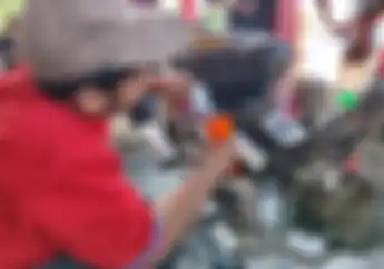 Tanda Oli Motor Terendam Banjir Lengkap dengan Langkah Penanganannya dari Pertamina Lubricants