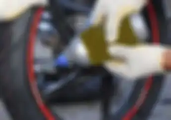 Penampakan Pelek Motor yang Pakai Cairan Anti Bocor, Bikin Kaget