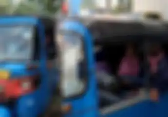 Abaikan Rasa Lelah Mudik dari Tebet ke Tegal, Ini Alasan Tirto Pilih Kendarai Bajaj