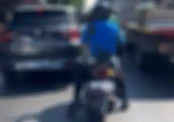 7 Trik Hindari Blind Spot di Jalan Raya, Naik Motor Aman dan Nyaman