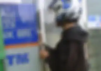 Bikers Cek ATM, Cara Dapat Bantuan Pemerintah Buat Karyawan Gaji di Bawah Rp 3,5 Juta