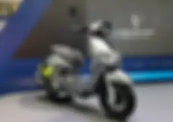 Usung Tech Wear Graphic, Motor Baru Horizon 300 ABS 2025 Lebih Murah dari Yamaha XMAX