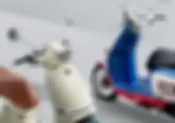Vespa Minggir Dulu, Skutik Klasik CFMoto 150AURA Dijual Rp 30 Juta