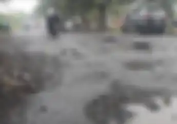 Ada Jalan Rusak Berlubang, Segera Laporkan Melalui Aplikasi Ini