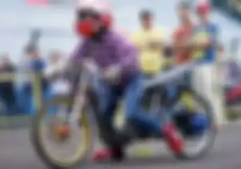 Ini Dia, Ciri Khas Denis Kancil yang Selalu Dipakai Saat Balap Dragbike