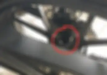 Bikin Penasaran, Kenapa Ada Lubang di Bagian Tengah Pelek Racing Motor, Bahayakah?