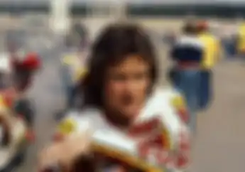 Pembalap Bengal, Barry Sheene Merokok di Start dan Playboy Kelas Kakap