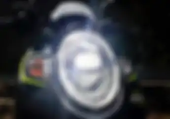 Jangan Asal Terang, Ini Cara Ganti Bohlam Lampu yang Benar