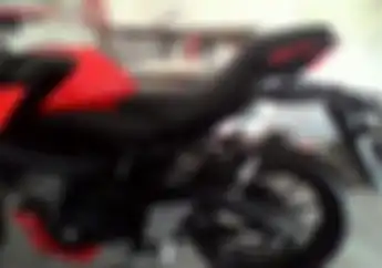 Motor Jadi Makin Gaya Pakai Jok Sambung Suzuki GSX-S150, Ini Dia Harga Joknya Bro