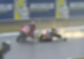 Video Tabrakan Jorge Lorenzo dan Cal Crutchlow di Latihan Resmi MotoGP Jepang