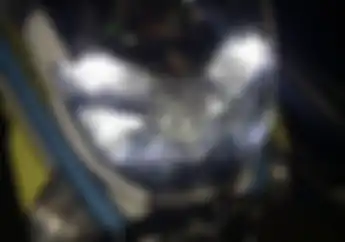 Trik Mudah Bikin Lampu Yamaha NMAX Bisa Kedip-kedip Manja, Cuman Rp 130 Ribuan