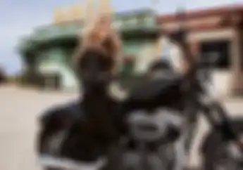 Jangan Anggap Wanita Enggak Tau Apa-apa Tentang Motor, Ini Faktnya