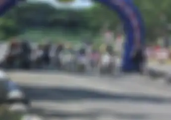 Mantap! Road Race 2-Tak Semarang Masih Membludak