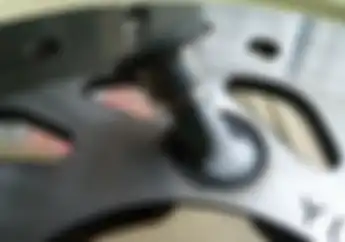 Baut Cakram Motor Gampang Copot? Pakai Ini Semua Beres