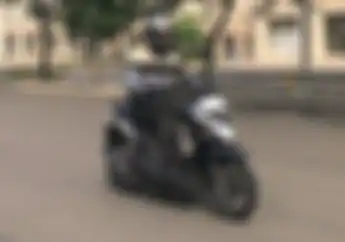 Hobi Riding Pakai Motor Matic, Nih Teknik Mengerem yang Benar