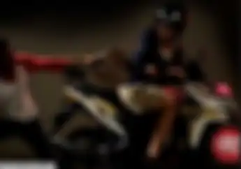 Tragis! Video Jambret Ditabrak Taksi Usai Melakukan Aksinya