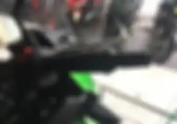Banyak Bikers yang Gak Tahu Kalau Besi di Ujung Setang Motor Punya Fungsi Vital