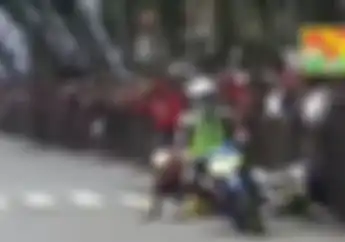 Pelempar Karung Dihukum Seumur Hidup, Berapa Lama Hukuman Buat Pembalap yang Memakai Rompi Polisi? Ini Dia