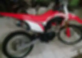 Mau Suara dan Tampilan Honda CRF150L Makin Gahar? Knalpot Racing Ini Bisa Jadi Pilihan