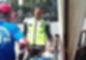 Waduh! Terungkap Alasan Hasan Menggunakan Rompi Polisi Saat Balap Road Race dan Dilempar Karung