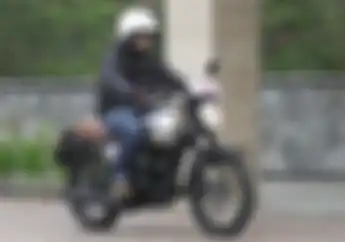 Test Ride Kawasaki W175, Mesinnya Enak Diajak Jalan Santai