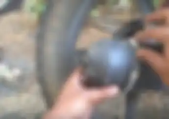 Kreatif! Video Bikin Suara Motor Standar Mirip KTM Duke? Cuma Pakai Barang Bekas