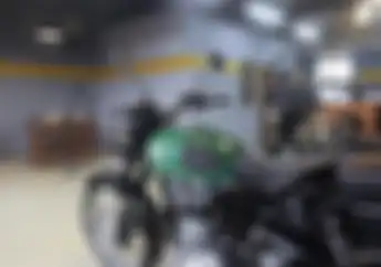 Semakin Eksis, Royal Enfield Buka Service Center Pertama di Luar Jakarta