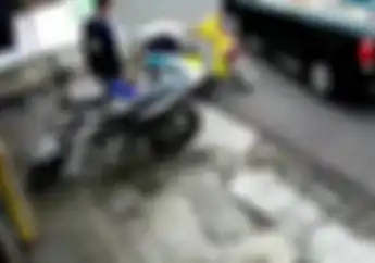 Bikin Malu! Enggak Ada Angin dan Hujan Matik Thailook Ini Tiba-tiba Copot Ban Belakangnya, Simak Videonya