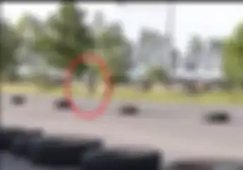 Gile! Saking Bengisnya Motor Drag Bike Ini Ngangkat Terus dari Start Hingga Finish