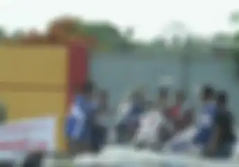 Memalukan! Video Detik-detik Dua Pembalap Adu Jotos Usai Tabrakan dan Rusuh di Pinggir Sirkuit