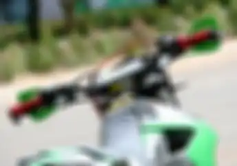 Makin Kekar, Kawasaki KLX 250 Ditambah 'Gizi' Berubah Jadi Supermoto