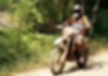 Banyak Yang Penasaran, Jika Motor Trail Jenis SE Ganti Oli Berapa Liter?
