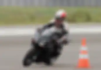 Pakai Ban Radial Buat Motor Harian, Mubazir Gak Sih?