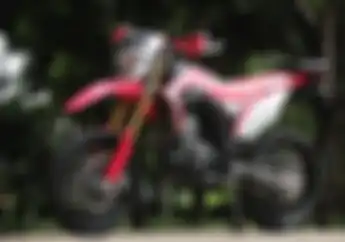 Modal Pelek 17 Inci, Honda CRF150L Jadi Ganteng Bergaya Supermoto