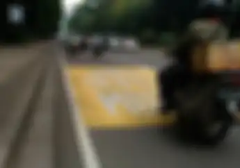 Breaking News: Bikers Sudah Mulai Berkendara di Jalur Khusus Dari MH Thamrin - Medan Merdeka Barat