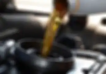 Pertamina Angkat Bicara Soal Maraknya Bikers yang Pakai Oli Diesel di Motor