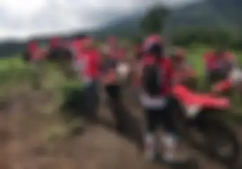 Astaga! Honda CRF150L Bikin 20 Jurnalis dan Bloger Kelimpungan, Kenapa?