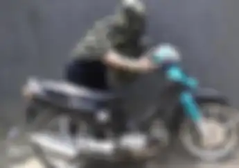 Apes! Motor Mendadak Mogok, Maling Motor Pingsan Kelelahan Usai Dikejar Pemilik Motor