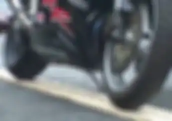 Ban Anti Bocor Impian Bikers, Tertancap Puluhan Paku Dijamin Enggak Bakal Gembos, Ini Videonya