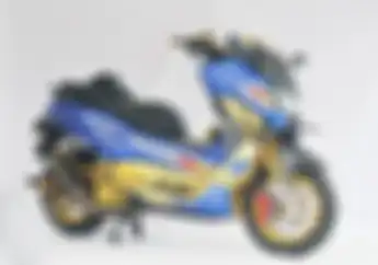 Keluar Dana Lebih Dari Rp 15 Juta Buat Modif Lampu Yamaha NMAX Ini