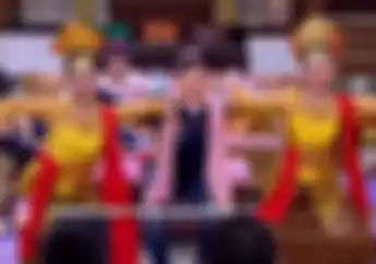 Kocak! Detik-detik Marc Marquez Jaipongan Bareng 2 Penari, Aksinya Bikin Ngakak