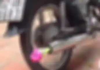 Modifikasi Knalpot Sayang Anak! Suaranya Bikin Ngakak Seketerlaluan