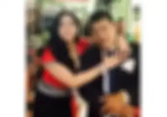Bikin Iri, Video SPG Helm Seksi Manja-manjaan Bersama Hotman Paris