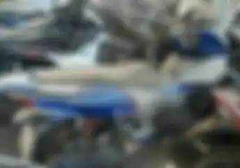 Harta Karun di Parkiran, Honda PCX Modif Dibiarkan Rusak dan Berdebu