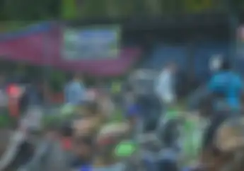 Waduh Bule Cantik Tercyduk di Ulin Bareng Ciamis, Lagi Ngapain Nih?