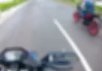 Video Balapan Honda Sonic 150 Lawan Suzuki Satria F-150, Ketinggalan Sekebon Bro