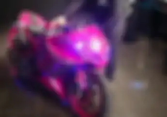 Silau Men! Video Modifikasi Kawasaki Ninja 250 FI, Enggak Beda Diskotik Berjalan