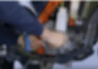 Video Proses Ganti Oli Motor MotoGP, Perlakuannya Istimewa Seperti Merawat Bayi